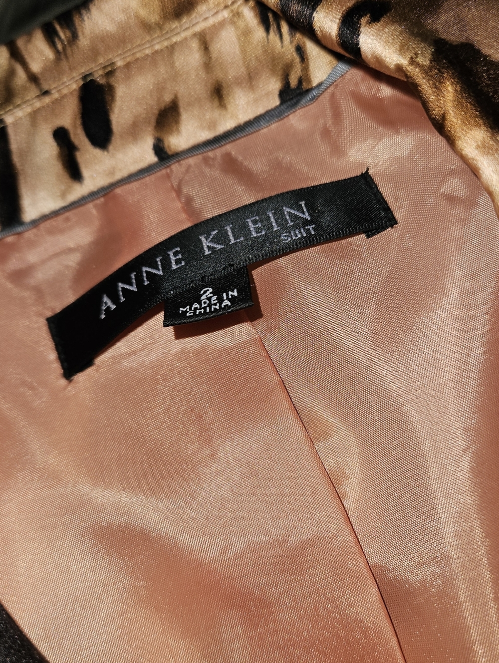 Anne Klein Animal Print Silk Skirt Suit Size 2